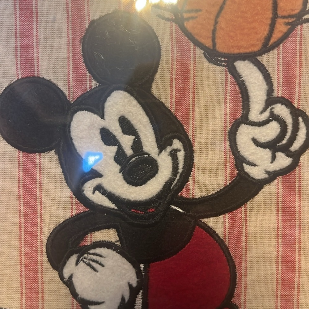 Vintage Disney Mickey Mouse Basketball‎ Embroidered Framed Art - Picture 2 of 4